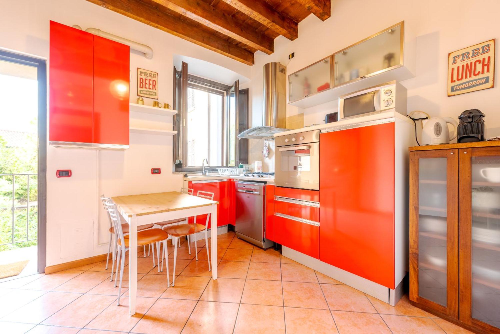 Guest Planet - Rosso Milano Apartment - Navigli Area Eksteriør billede