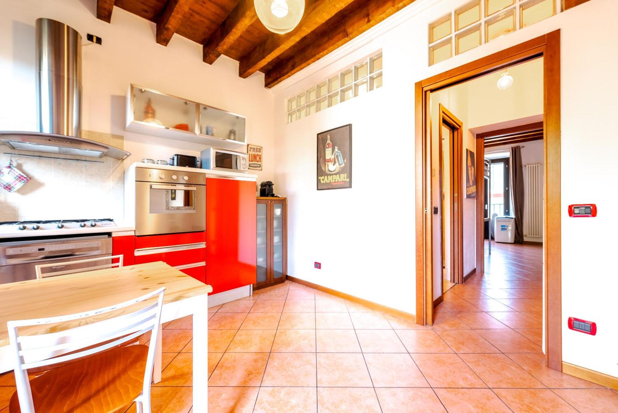 Guest Planet - Rosso Milano Apartment - Navigli Area Eksteriør billede